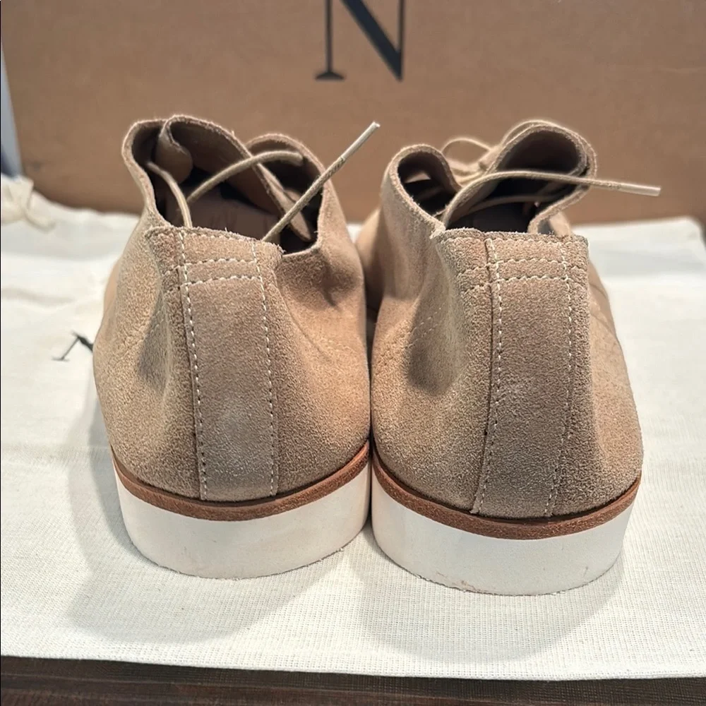Nisolo Travel Derby in soft suede leather size 9.5